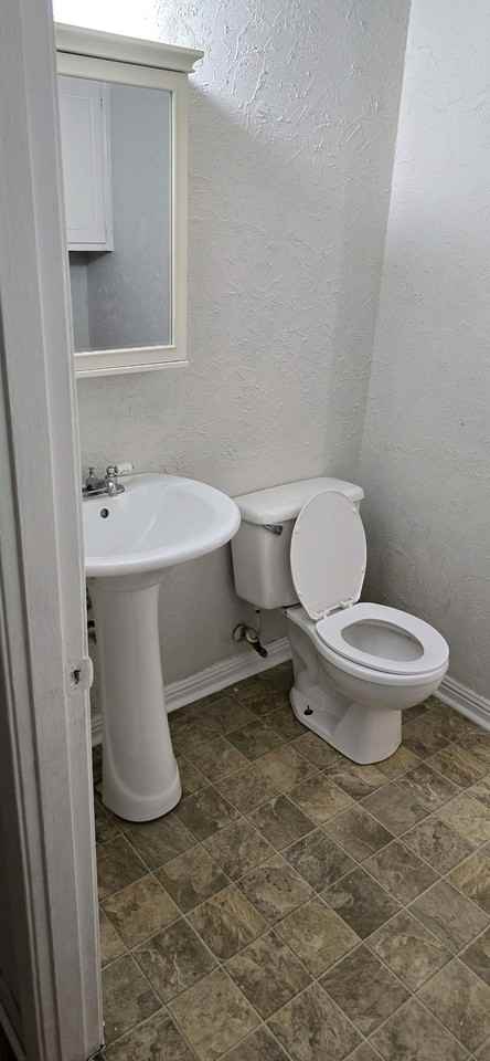 1551 Bingham Dr #NA - Photo 2 of 7