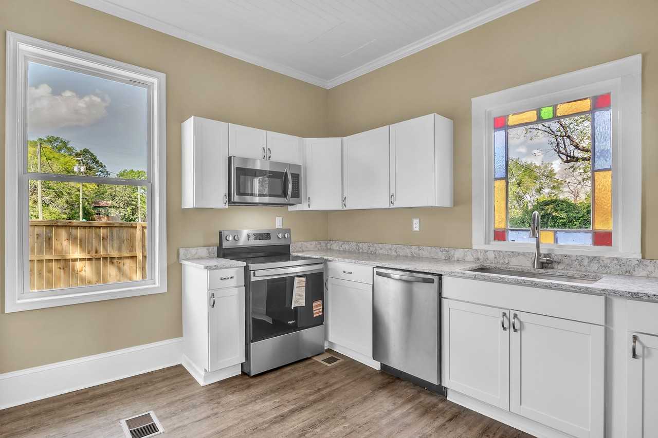 414 Military Rd #NA - Photo 4 of 12