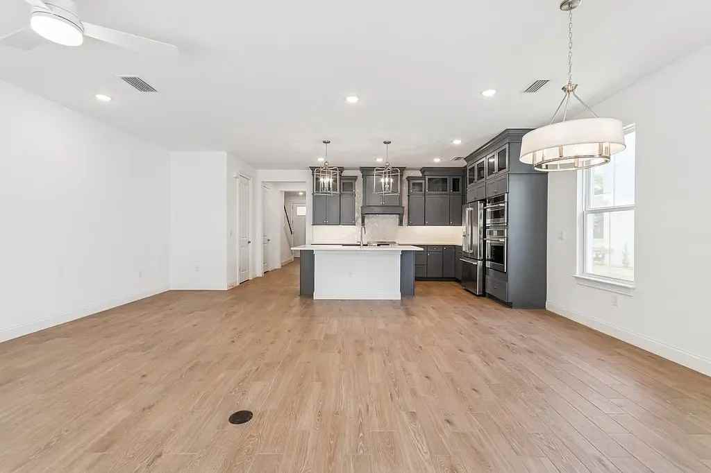 2164 Forest Cir #NA - Photo 6 of 11