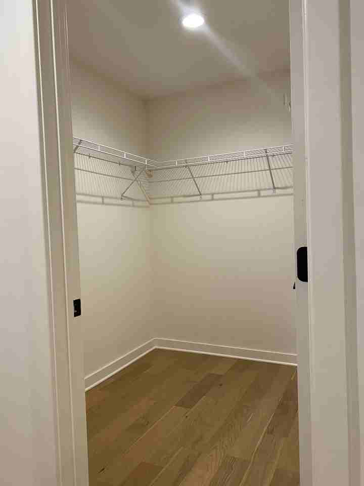 2306 Collins St #NA - Photo 6 of 13