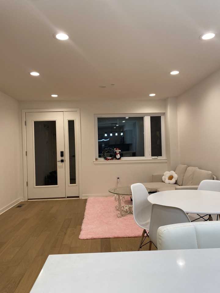 2306 Collins St #NA - Photo 2 of 13