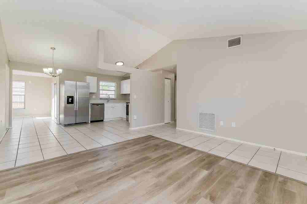 7437 Jenner Ave - Photo 4 of 16