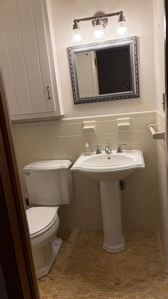 4325 2 Woods Road #NA - Photo 2 of 16