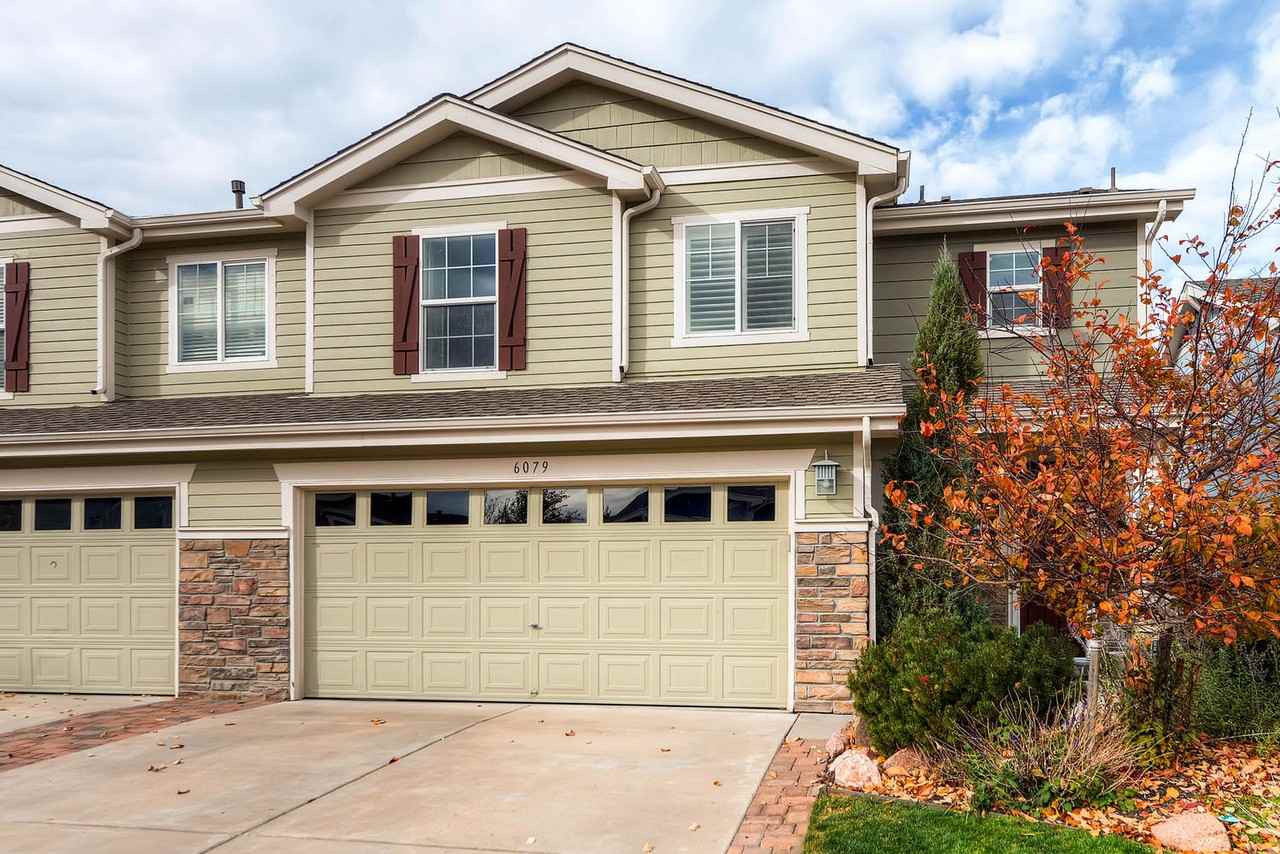 6079 Raleigh Cir - Photo 2 of 16