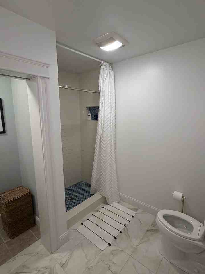 16 Guilford Ct #3B - Photo 6 of 21