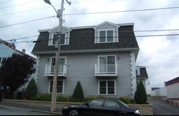 139 Summer St #2 - Photo 2 of 13
