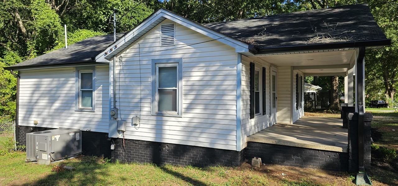 1040 East Dr #NA - Photo 2 of 19