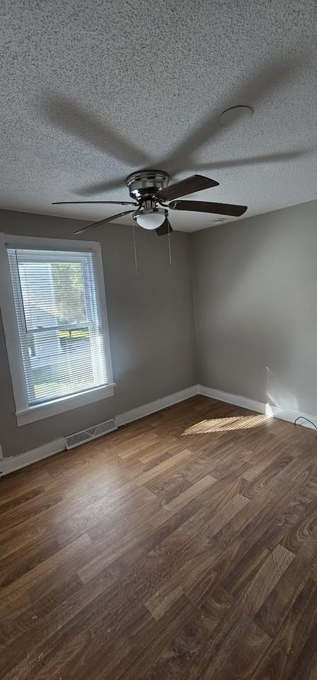 1040 East Dr #NA - Photo 7 of 19
