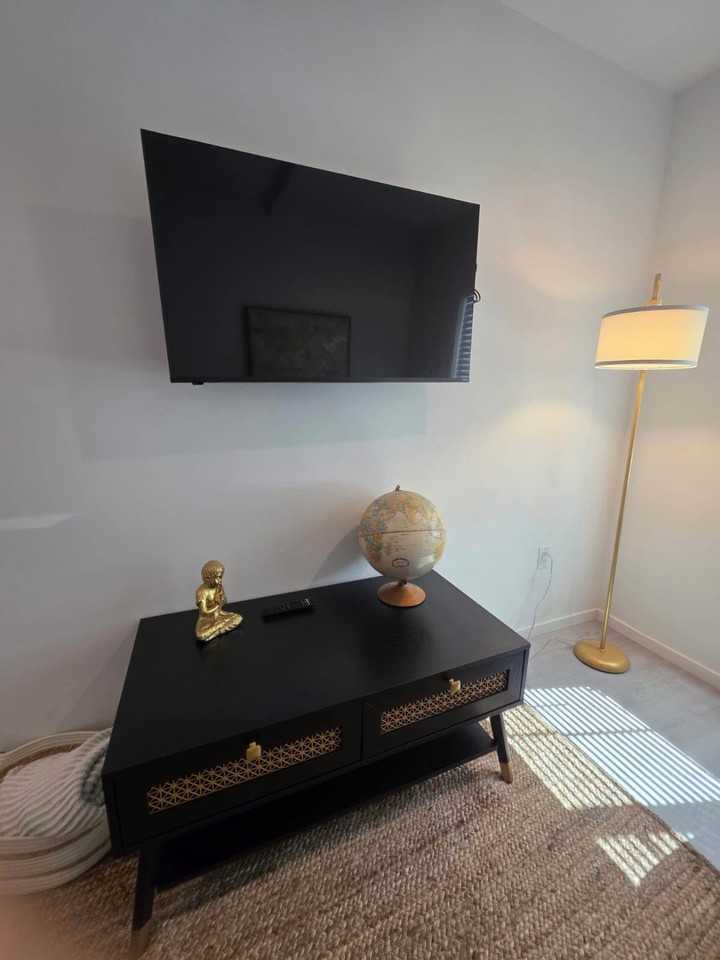 10403 Baird Ave #NA - Photo 2 of 12