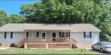 featured image of 1124 Gliding Ln #B