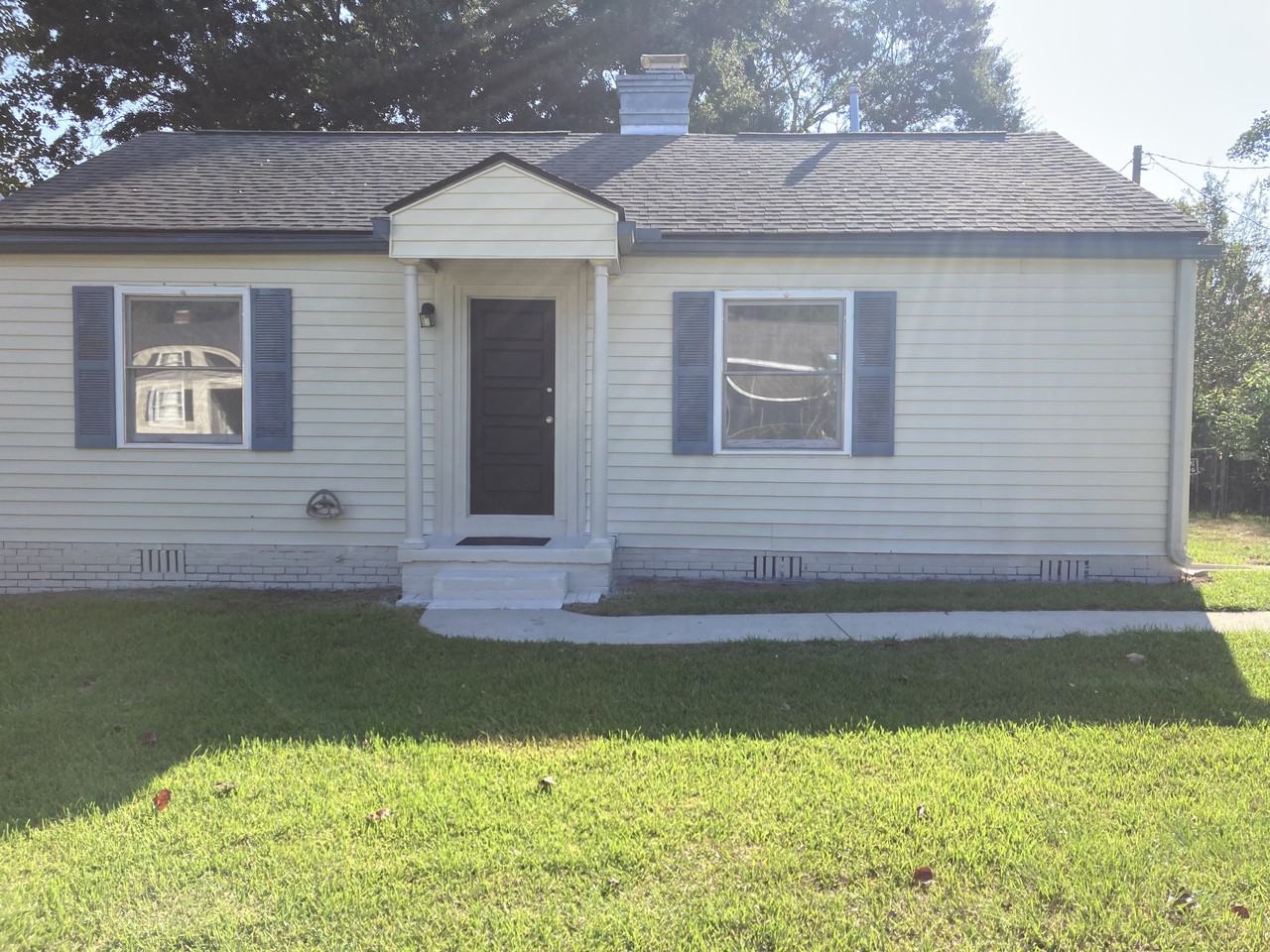 305 Mcarthur Blvd #NA - Photo 2 of 2