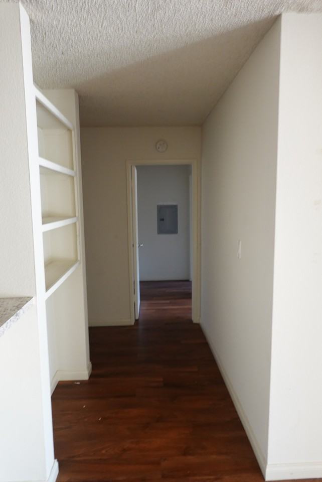 630 Venice Way #101 - Photo 5 of 25