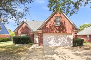 featured image of 1640 Saddle Ln