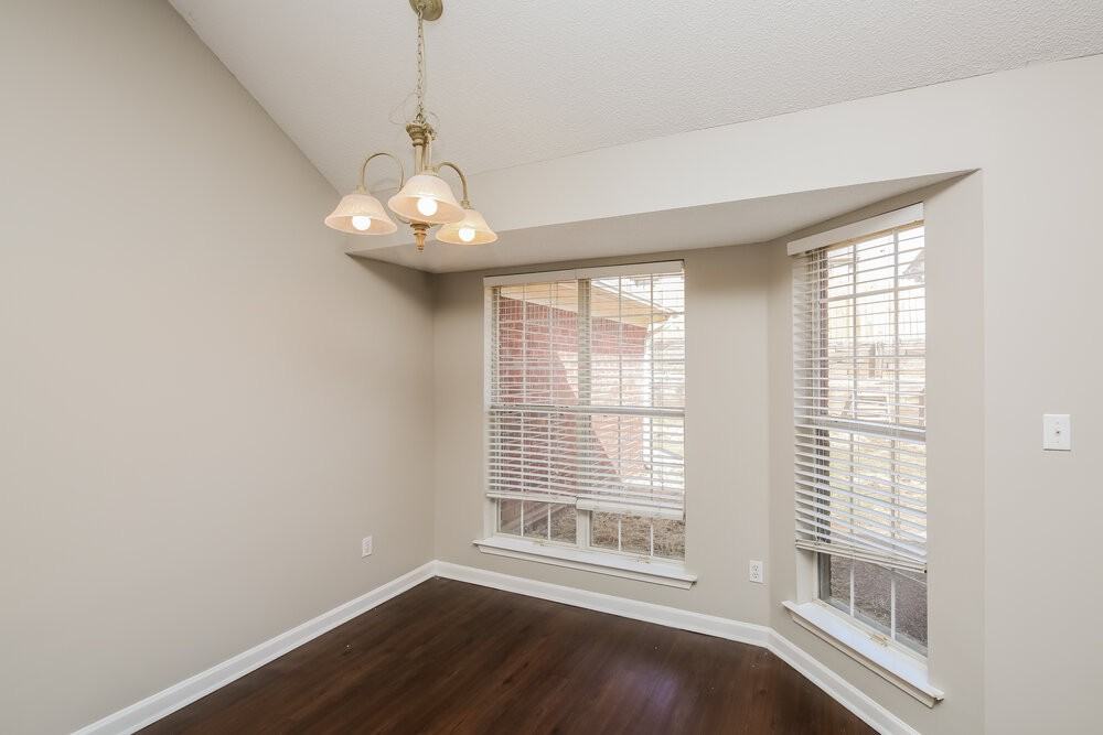 10842 Colton Dr - Photo 7 of 17
