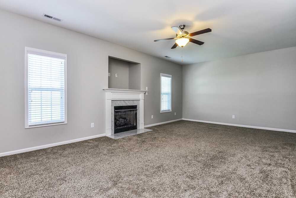 2401 King Malcolm Ln - Photo 4 of 29