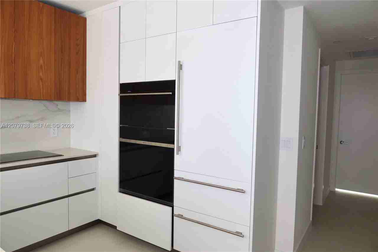 NE 15th St & Biscayne Blvd - Photo 6 of 11