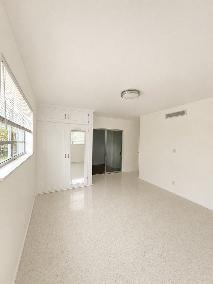 305 Sw 8th St #NA - Photo 6 of 12