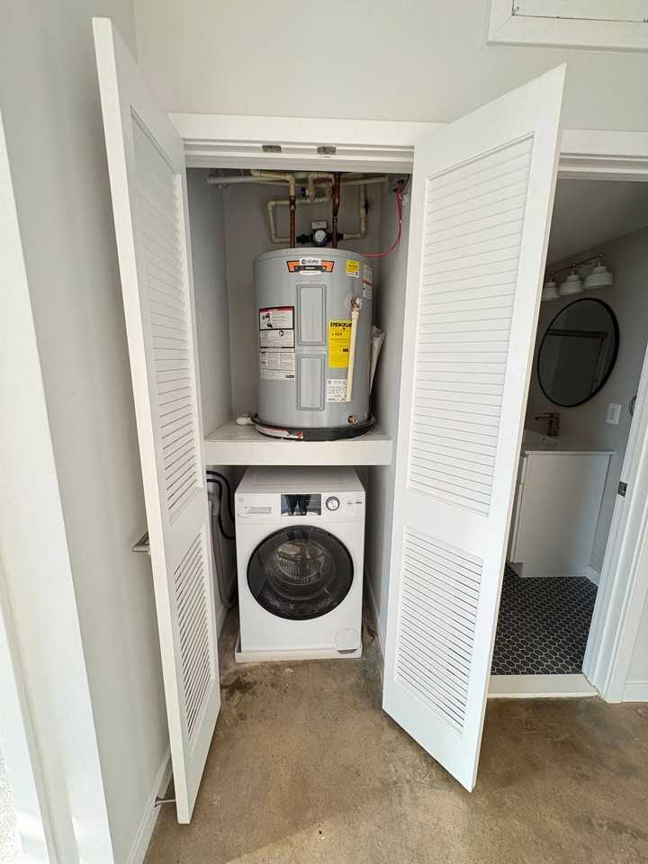 923 S East Avenue - Photo 7 of 8