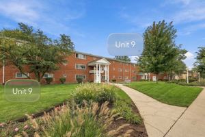 featured image of 417 W Miner St #9