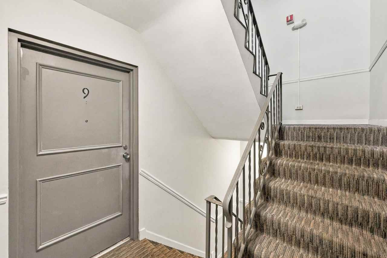 417 W Miner St #9 - Photo 3 of 28