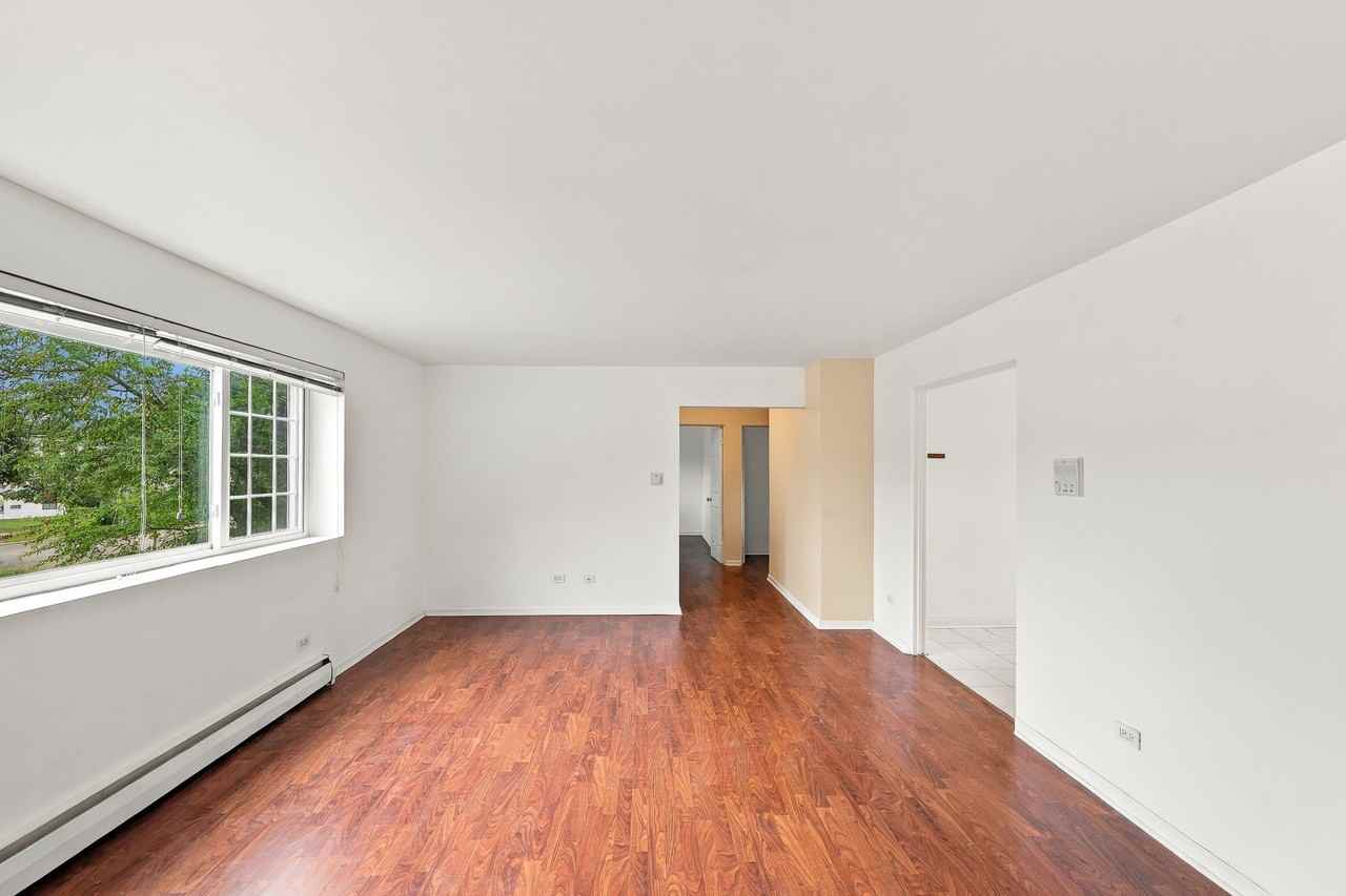 417 W Miner St #9 - Photo 6 of 28