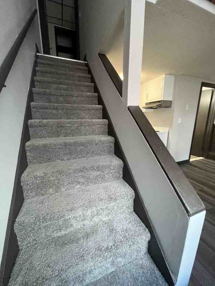 19 Main St #19 - Photo 6 of 10