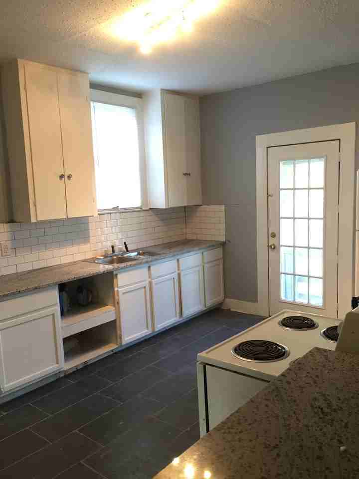 335 Wilkens Ave #2 - Photo 3 of 15