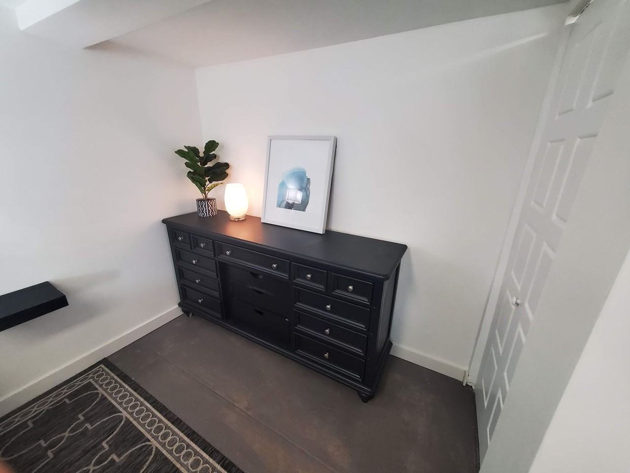 2143 Winston Ave - Photo 7 of 14