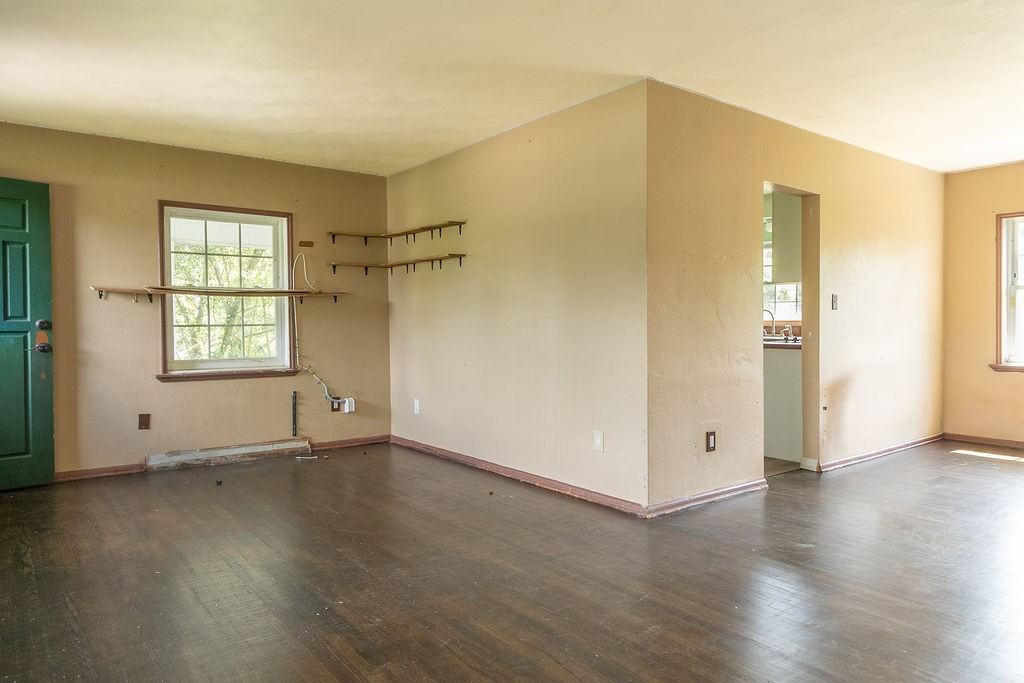 1197 N Garfield Ave #1 - Photo 4 of 19
