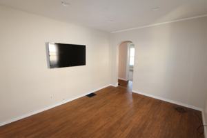 featured image of 19 Franklin St #2