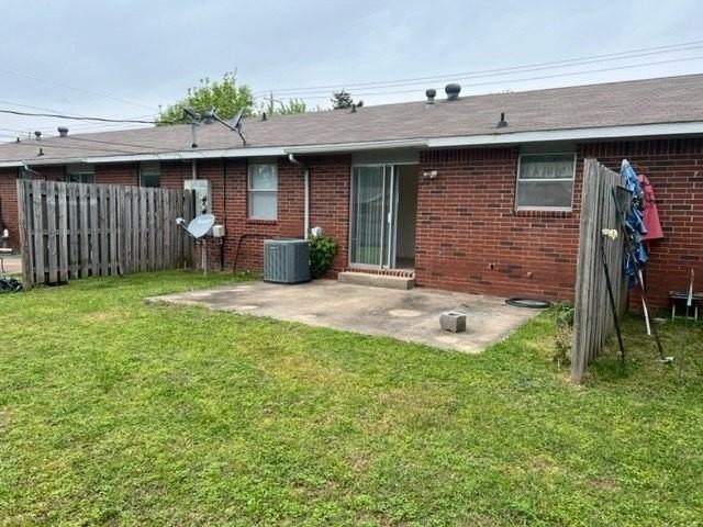 1416 W Persimmon St - Photo 3 of 6