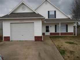 2504 Parkcrest Dr - Photo 1 of 1