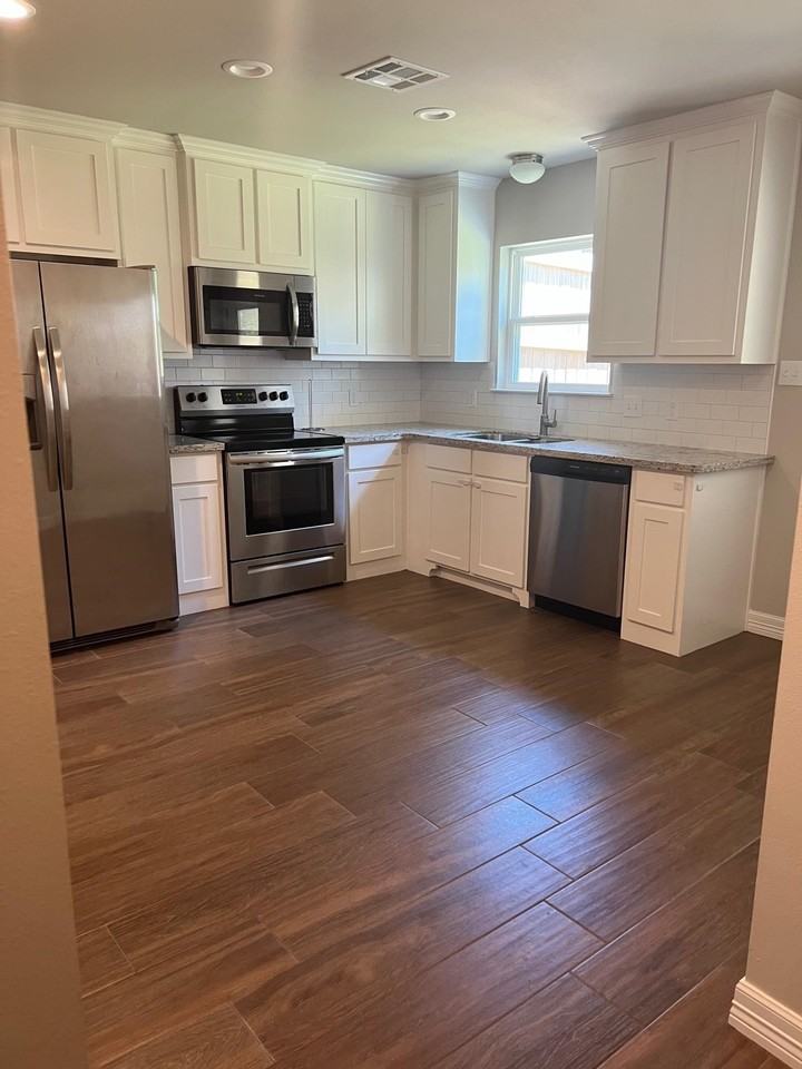 8910 Cornell St Unit A - Photo 2 of 11