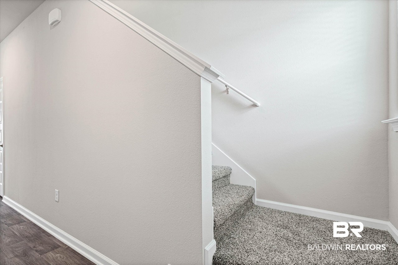 32223 Emanicipation Cir - Photo 2 of 24
