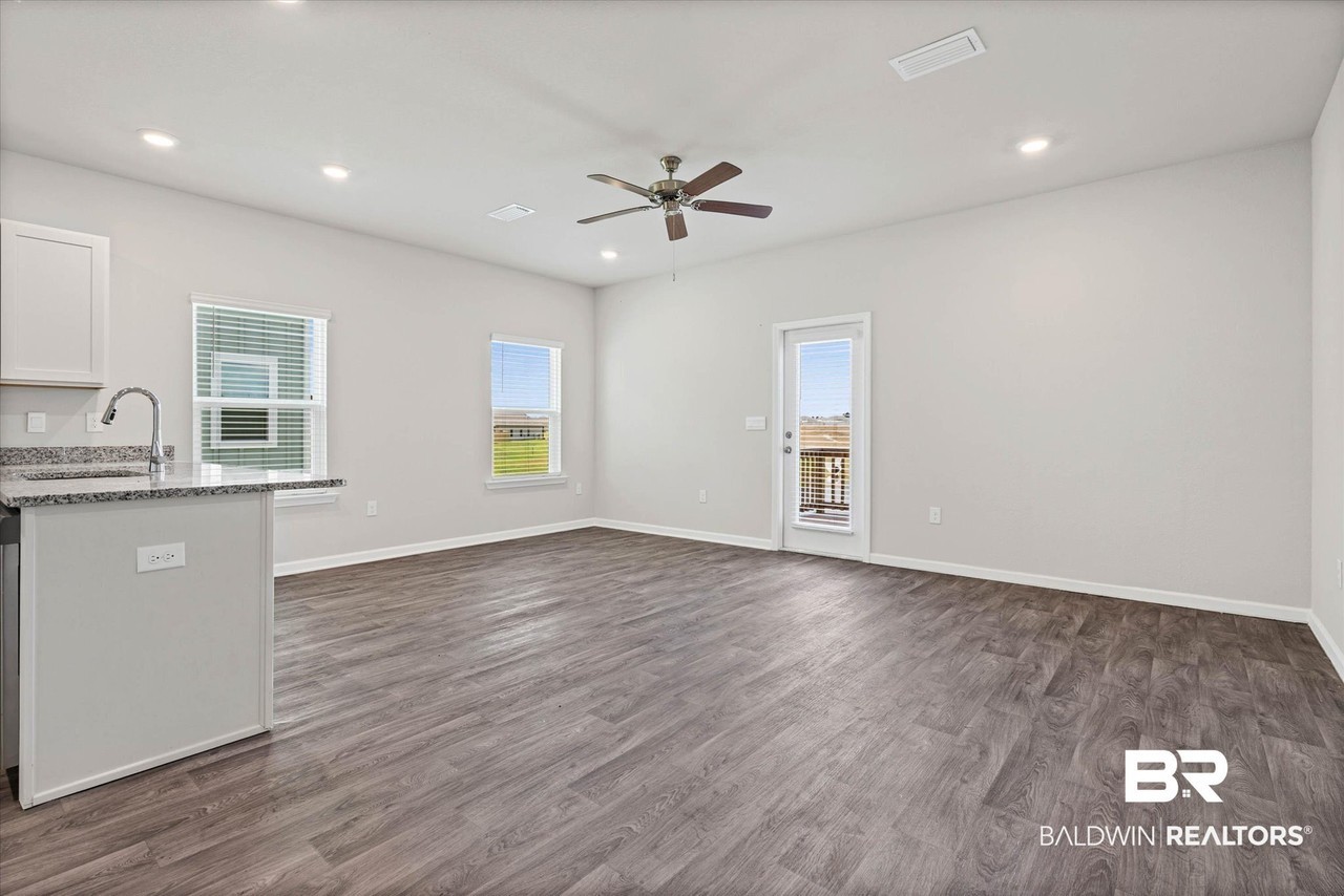 32223 Emanicipation Cir - Photo 5 of 24
