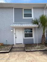 8003 Beach Dr #B - Photo 1 of 1