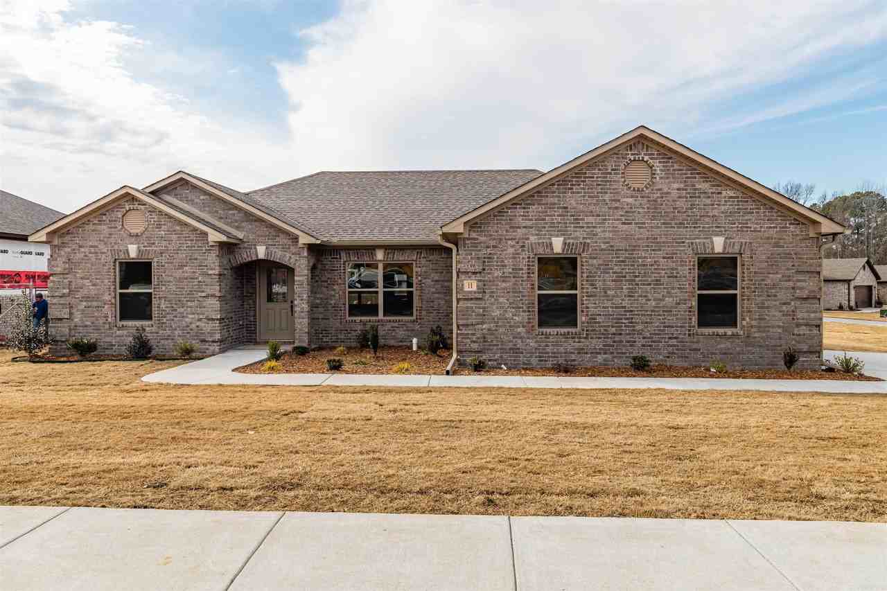 11 Aberdeen Dr - Photo 2 of 45