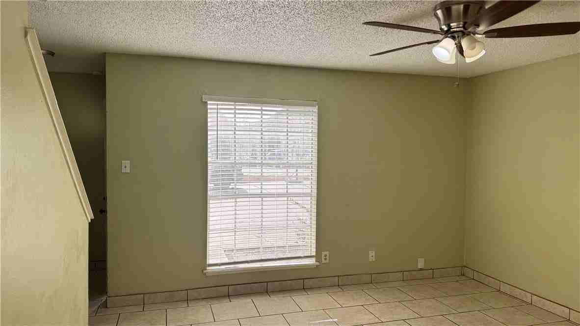 7225 Owen Ct #B - Photo 2 of 21