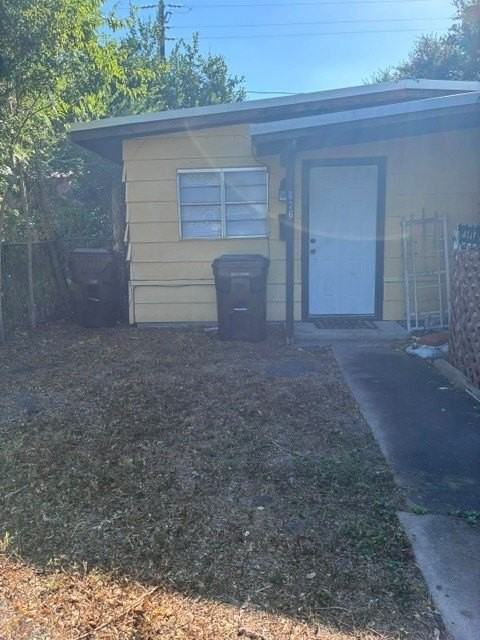 626 S 18th St - Photo 3 of 10