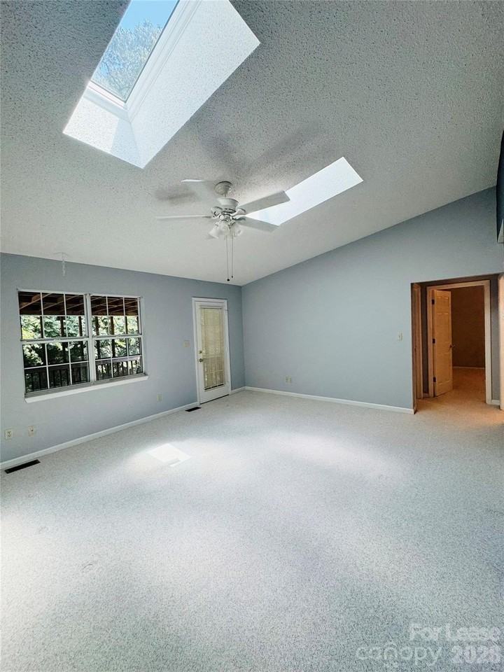 3530 Mellon Dr - Photo 2 of 18