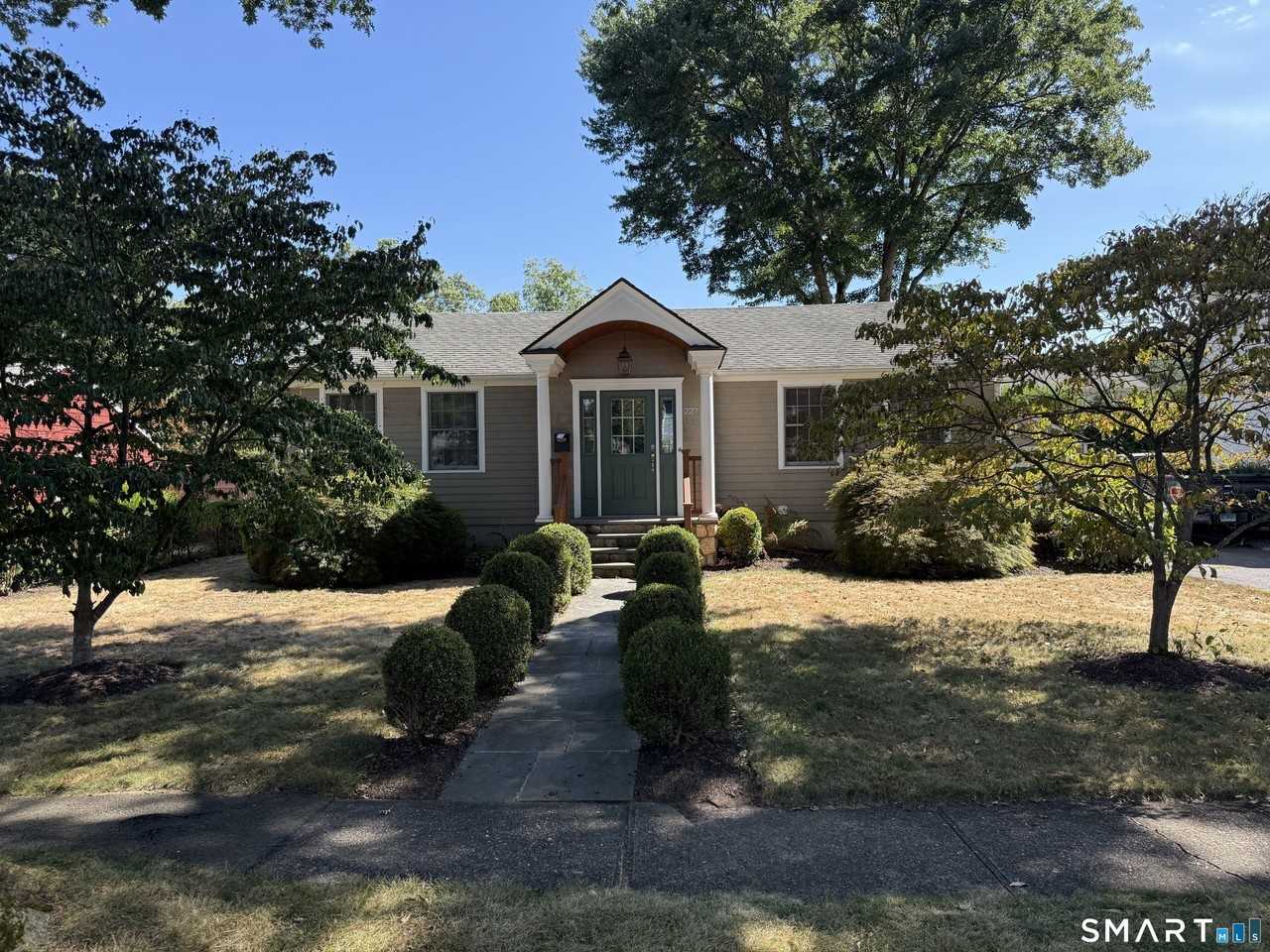 227 Partridge Ln - Photo 2 of 28