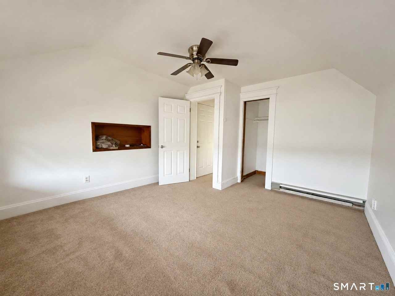 58 Mary Ave - Photo 2 of 9
