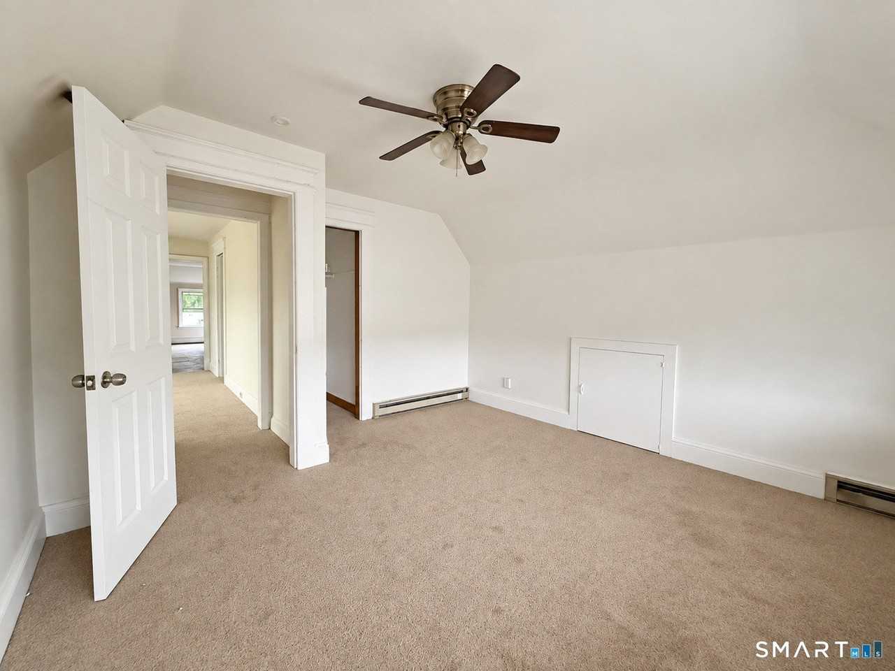 58 Mary Ave - Photo 4 of 9