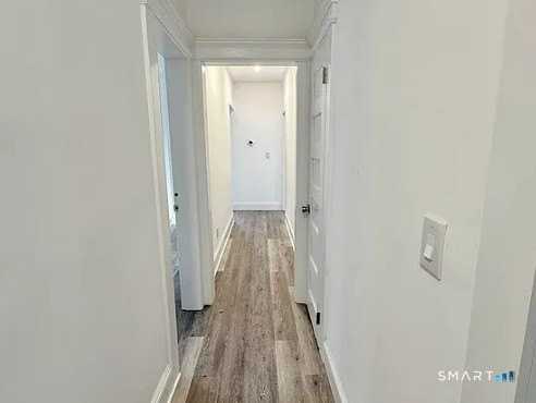 695 Laurel Ave - Photo 7 of 8