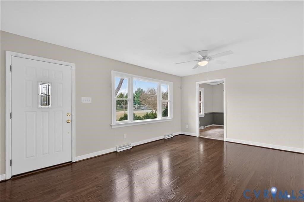 7146 Cold Harbor Rd - Photo 6 of 41
