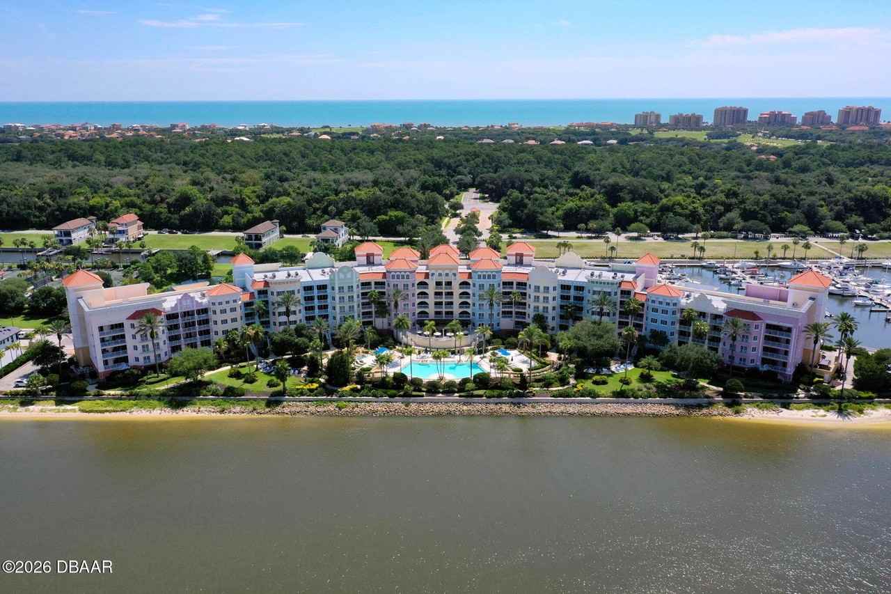 102 Yacht Harbor Dr #567 - Photo 3 of 50