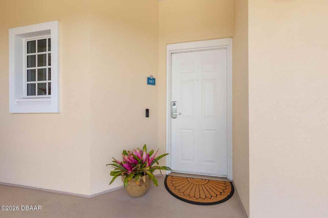 102 Yacht Harbor Dr #567 - Photo 5 of 50