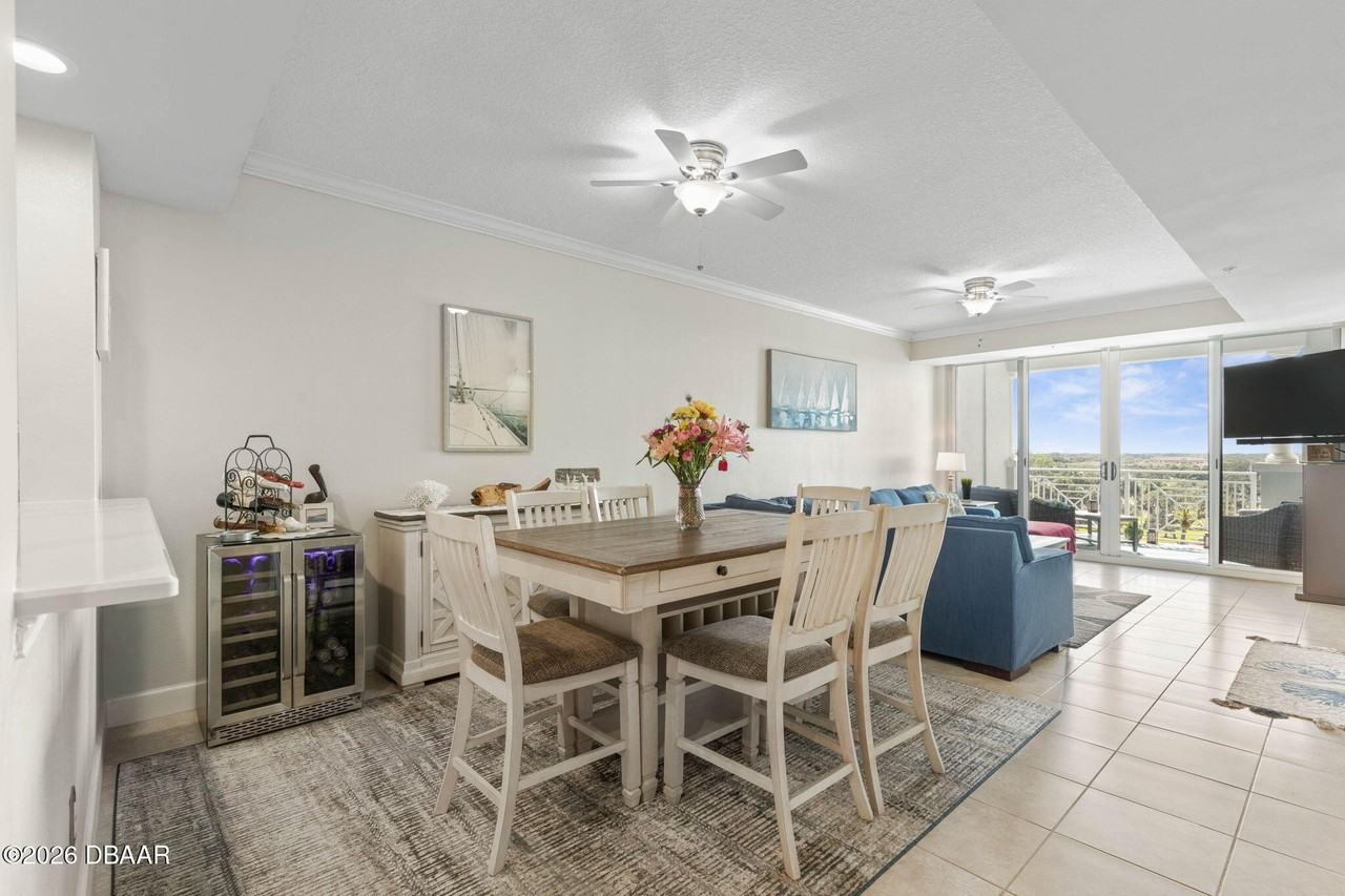102 Yacht Harbor Dr #567 - Photo 7 of 50