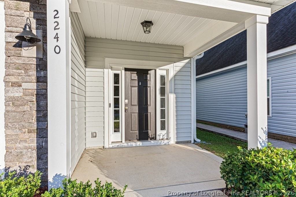 2240 Mannington Dr - Photo 4 of 39