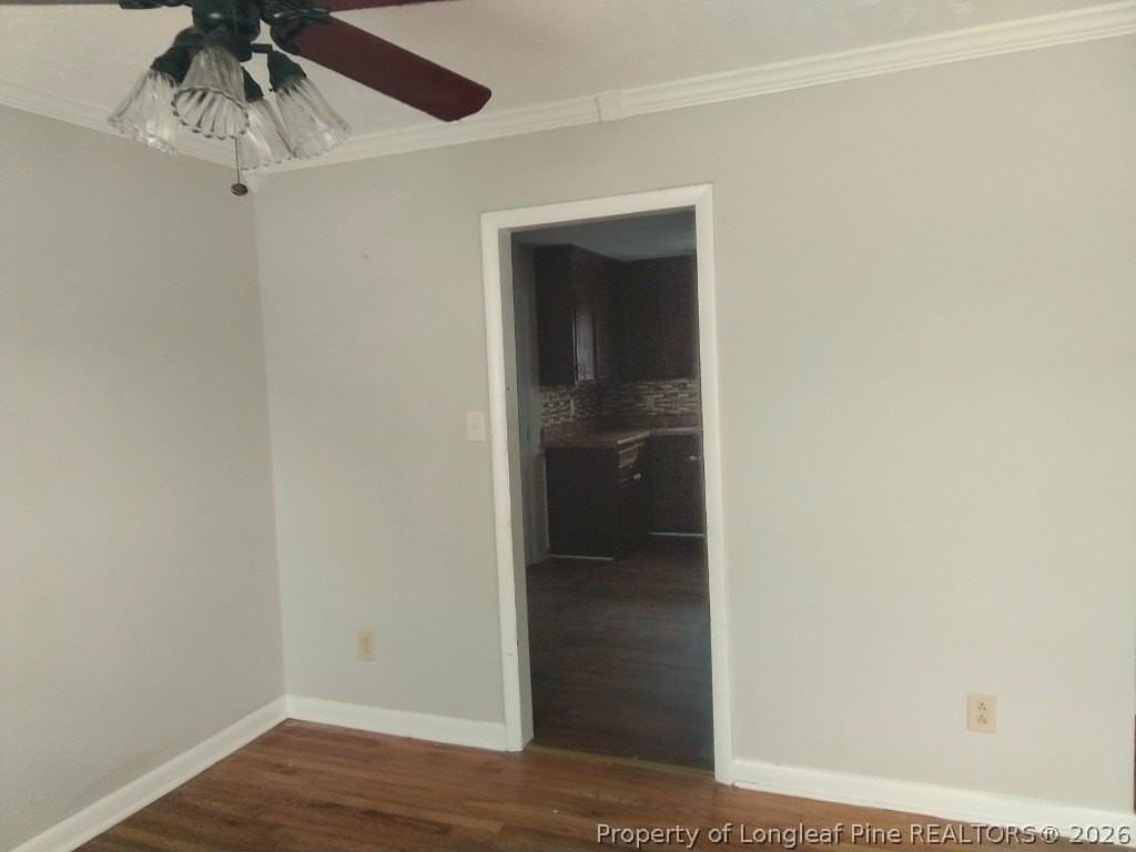 7204 Standish Ct - Photo 6 of 26